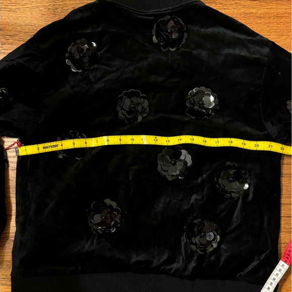 Anthropologie Velvet Floral Embroidered Bomber Jacket Black by Eva Franco - Picture 4 of 7